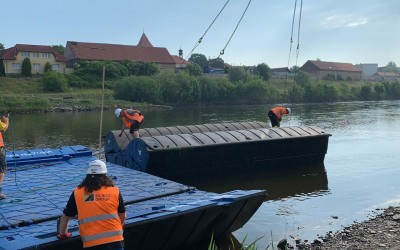 Pronájem pontonového mostu